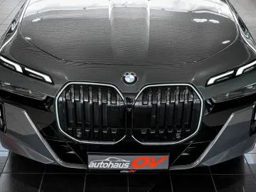 BMW 740xd M Sport Pro Fond Theatre Executive 4xMassa