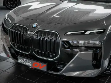 BMW 740xd M Sport Pro Fond Theatre Executive 4xMassa
