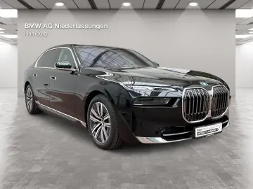 BMW 750e xDrive Limousine Massage Driv.Assist