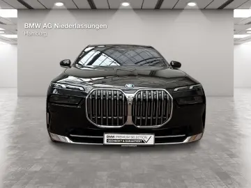 BMW 750e xDrive Limousine Massage Driv.Assist