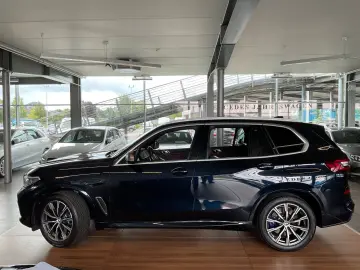 BMW X5 M50i HUD PANORAMA 360 LASER HK STANDHEIZUNG