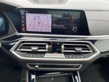 BMW X5 xDrive30d M Sport AHK Pano Standhz HiFi SHZ