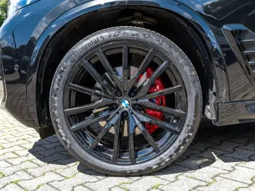 BMW X5 xDrive30d M Sport Pro AHK Pano Sky Lounge Mas