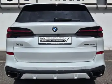 BMW X5 xDrive30d M Sportpaket Pro Pano AHK PAPro h k