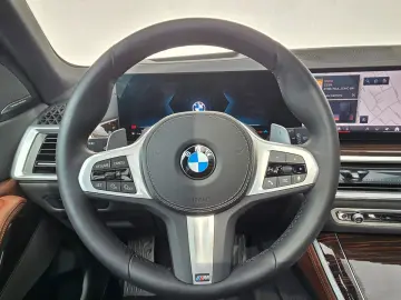 BMW X5 xDrive30d M Sportpaket Pro Pano AHK PAPro h k