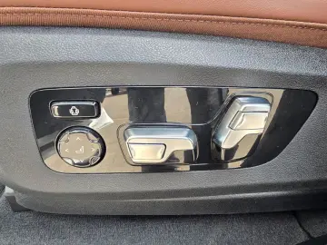BMW X5 xDrive30d M Sportpaket Pro Pano AHK PAPro h k