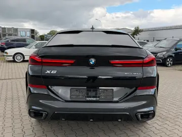 BMW X6 30d M Sport xDrive   ACC   Iconic glow