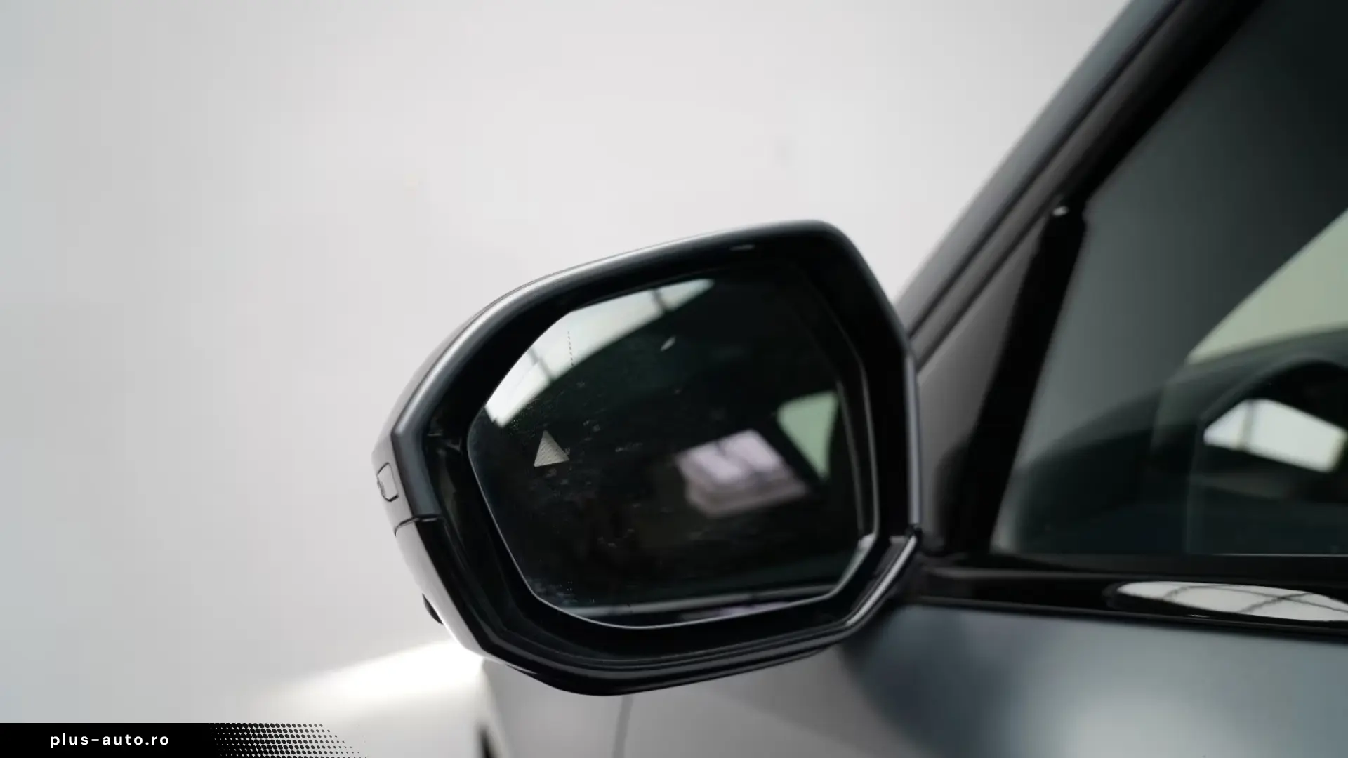 BMW 740d xDrive M Sport TV Executive   Finanțare Leasing