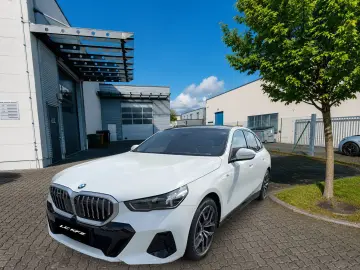 BMW 520d xDrive M-Sport  HK PANO