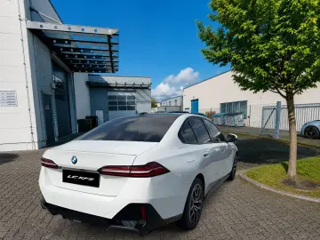 BMW 520d xDrive M-Sport  HK PANO