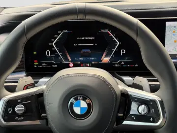 BMW 740 d xDrive M Sport Pro Monat