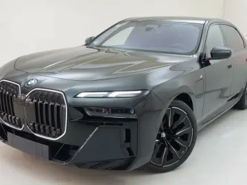 BMW 750e xDr M Sport Pro Fond EntertainAutomatiktüre