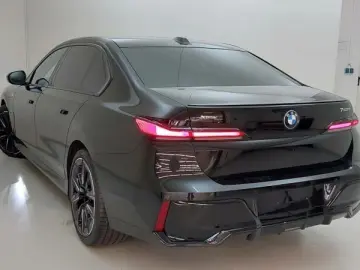 BMW 750e xDr M Sport Pro Fond EntertainAutomatiktüre