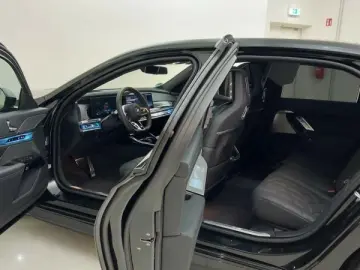 BMW 750e xDr M Sport Pro Fond EntertainAutomatiktüre