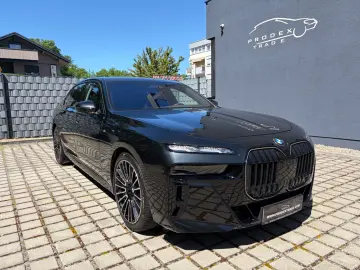 BMW 740d xD M-Sport A-Türe Sky TV SoftClos B&W FULLL