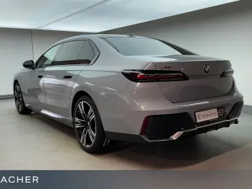 BMW 740d A xDrive M-Sport SkyLou DAProf Standh 21