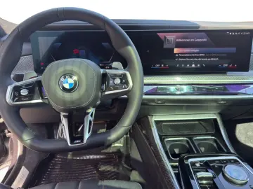 BMW 740d xDrive Limousine
