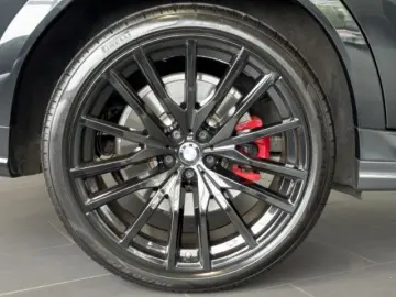 BMW X6 M50i xDrive H&K AHK SkyLounge Laserlicht HUD