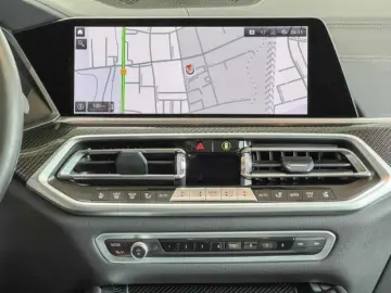 BMW X6 M50i xDrive H&K AHK SkyLounge Laserlicht HUD