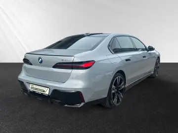 BMW 740d xDrive  M Sport P