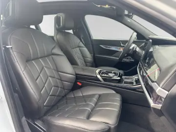 BMW 740d xDrive  M Sport P
