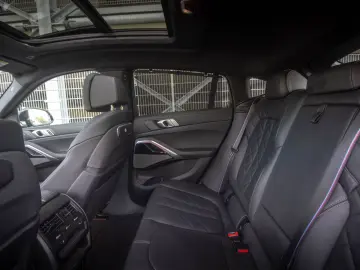 BMW X6 30d xDrive M Sport PRO 360 KAM PANO HA-LENKUN