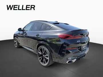 BMW X6 xDr40d M SPORT SoftCl AHK Pano StHz 360  H K