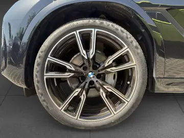 BMW X6 xDr40d M SPORT SoftCl AHK Pano StHz 360  H K