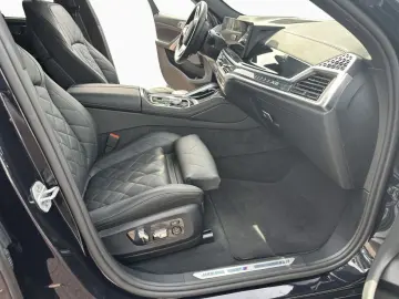 BMW X6 xDr40d M Sport Pro StHz Pano AHK Massage 22