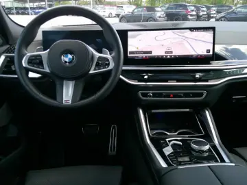 BMW X6 40d xDrive M Sport LM22'' Glasdach …