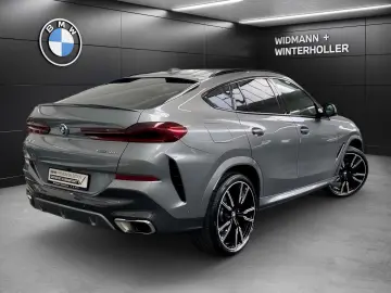 BMW X6 xDrive40d M Sport HUD DA Pro Pano AHK STH H K