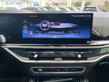 BMW X6 xDrive40d M Sport HUD DA Pro Pano AHK STH H K