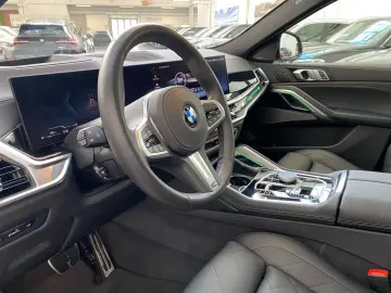 BMW X6 xDrive40d M Sport HUD DA Pro Pano AHK STH H K