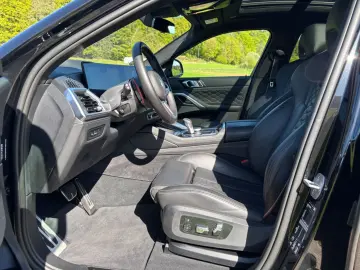 BMW X6 M Competition DriversPack HeadUp Pano H&K AHK