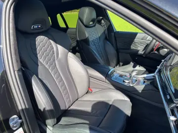 BMW X6 M Competition DriversPack HeadUp Pano H&K AHK