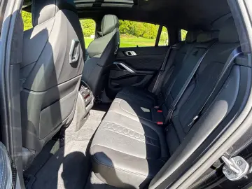 BMW X6 M Competition DriversPack HeadUp Pano H&K AHK