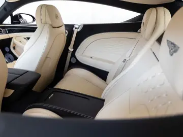 Bentley Continental GT Azure (MY26) Hybrid