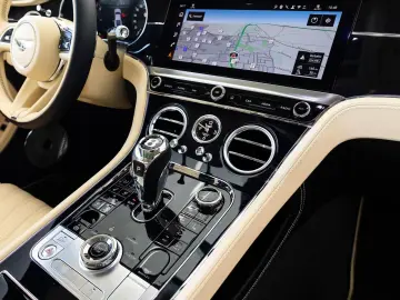 Bentley Continental GT Azure (MY26) Hybrid