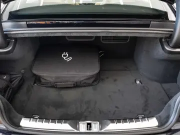 Bentley Continental GT Azure (MY26) Hybrid