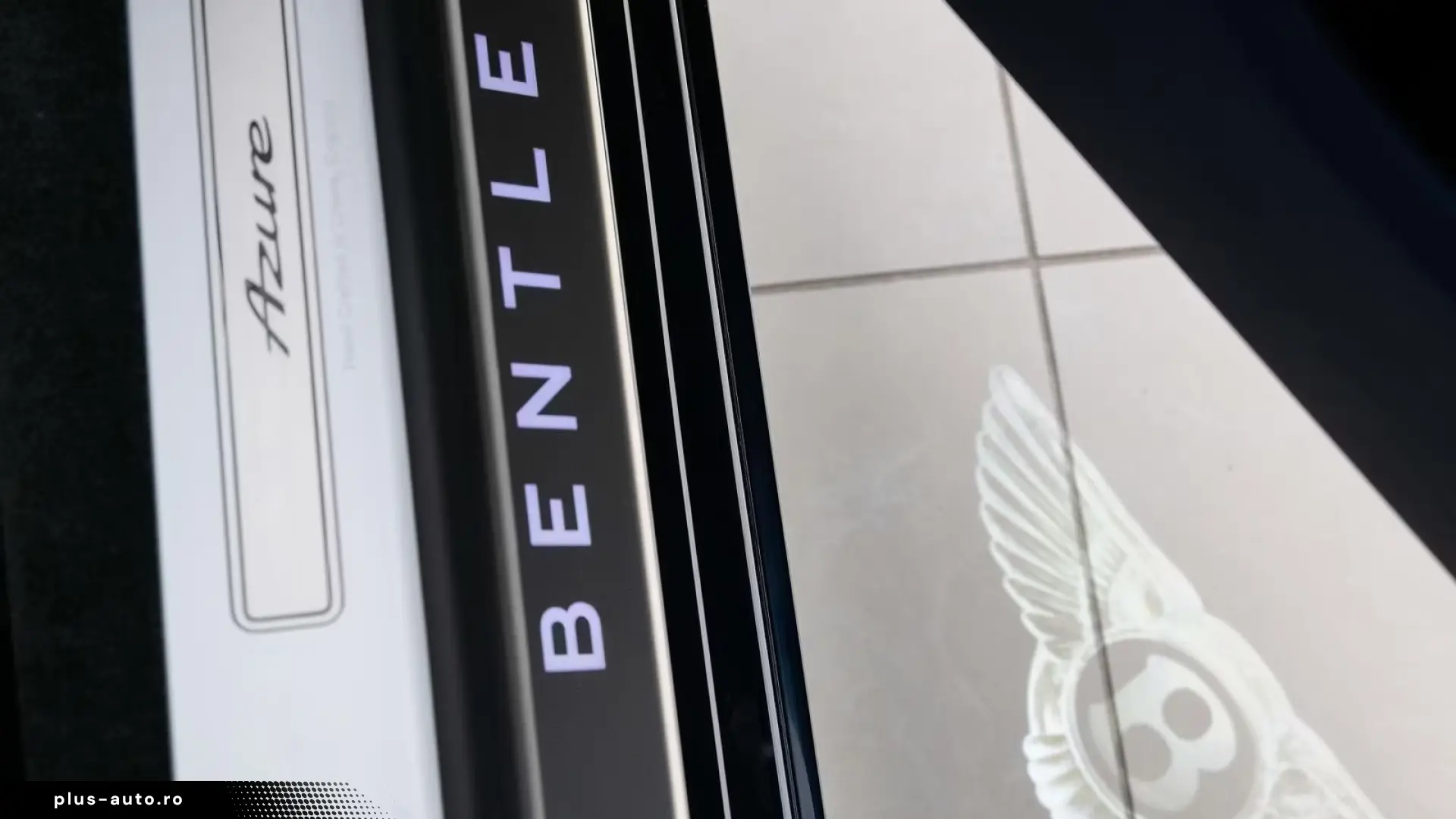 Bentley Flying Spur Azure