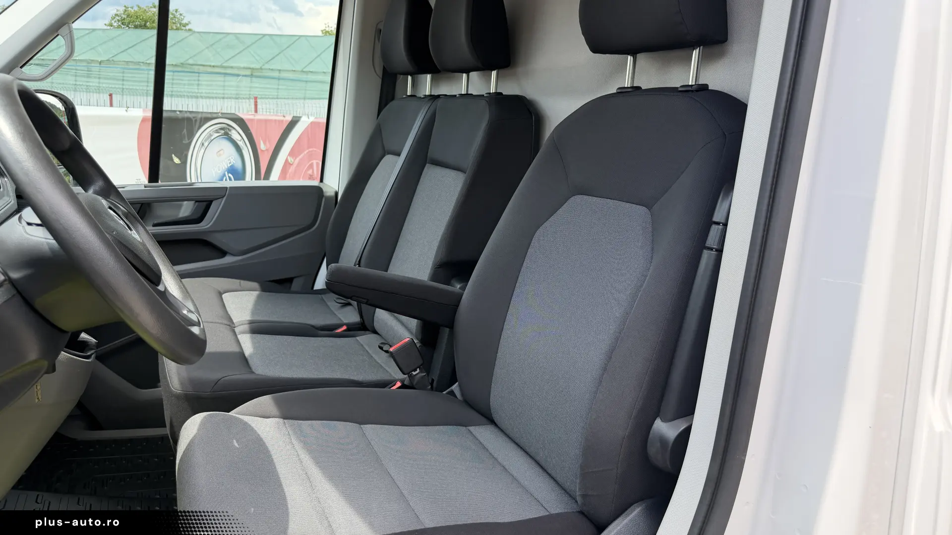 Volkswagen CRAFTER  2.0 TDI-140cp  L3-H2  WEBASTO