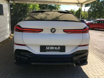 BMW X6 40 i xDrive M Sport 1.Hand LED Hybrid 8-fach