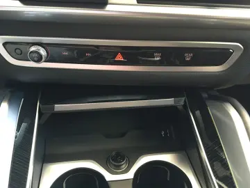 BMW X6 40 i xDrive M Sport 1.Hand LED Hybrid 8-fach