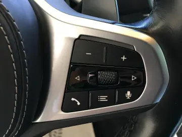 BMW X6 40 i xDrive M Sport 1.Hand LED Hybrid 8-fach