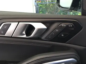 BMW X6 40 i xDrive M Sport 1.Hand LED Hybrid 8-fach