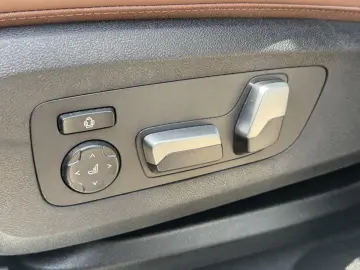 BMW X6 x30d M Sport Pro Iconic Park-Prof.Har Kar AHK