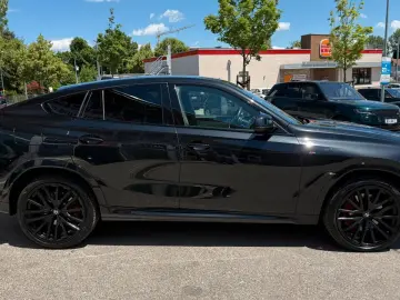 BMW X6 40d xD M Sportpro Sky B&W AHK Massage Gestik