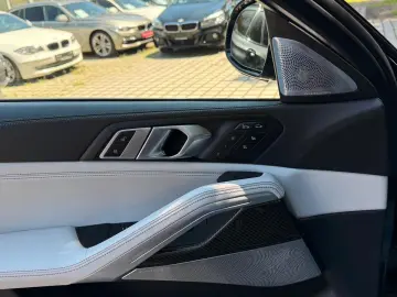 BMW X6 40d xD M Sportpro Sky B&W AHK Massage Gestik