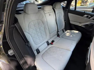 BMW X6 40d xD M Sportpro Sky B&W AHK Massage Gestik