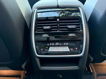 BMW X6 40d xD M Sportpro Sky B&W AHK Massage Gestik